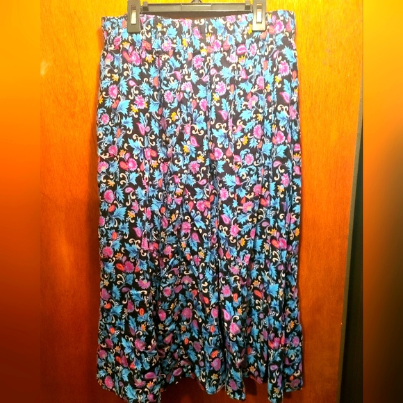 Sheridan Square Dresses & Skirts - Sheridan Square teal floral midi/maxi skirt sz4